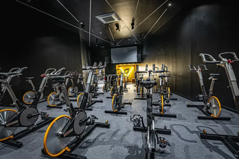 sala bike enforma gyms